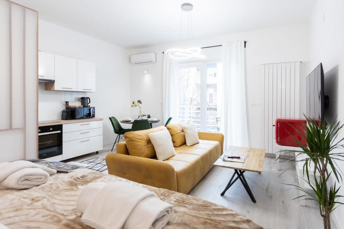 Lux Nest III City Apartment Urban Stay ซาเกร็บ ภายนอก รูปภาพ